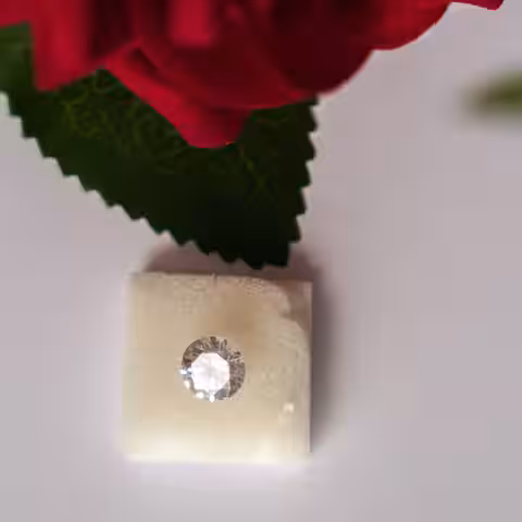 9 जिरकॉन रत्न (Zircon Gemstone)